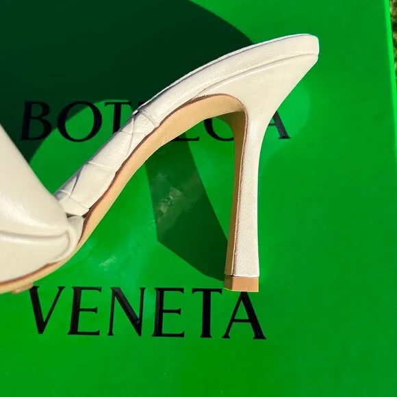 Bottega Veneta Heels - Picture 6 of 10